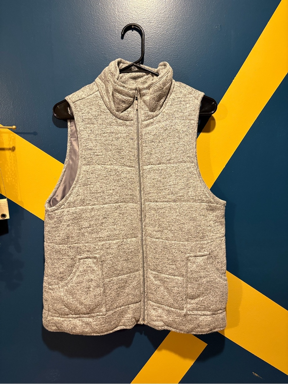 Staccato Light Heather Gray Puffer Vest NWOT